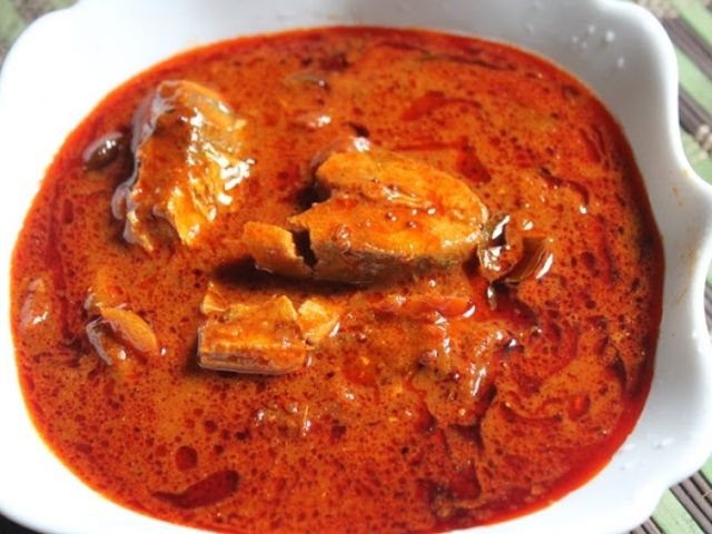 Andhra Fish Curry: A Spicy Symphony of Tradition and Authenticity at The Flavour Saga - The Flavour Saga