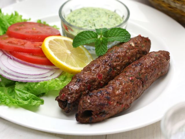 Gilafi Mutton Seekh Kebab: Unraveling a Tapestry of Flavors at The Flavour Saga - The Flavour Saga