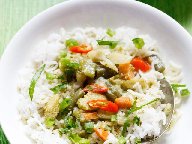 Veg Green Thai Curry with Rice Combo-Prepared Appetizers & Side Dishes-The Oriental Saga-The Flavour Saga