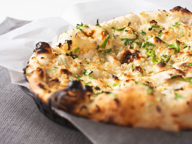 Kashmiri Naan ( Bread Stuffed With Dry Nuts)